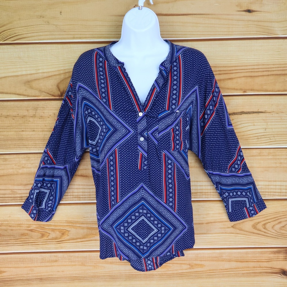 entro Blouse Womens S Blue Red White Accents V-Neck Lightweight Buttons Pocket